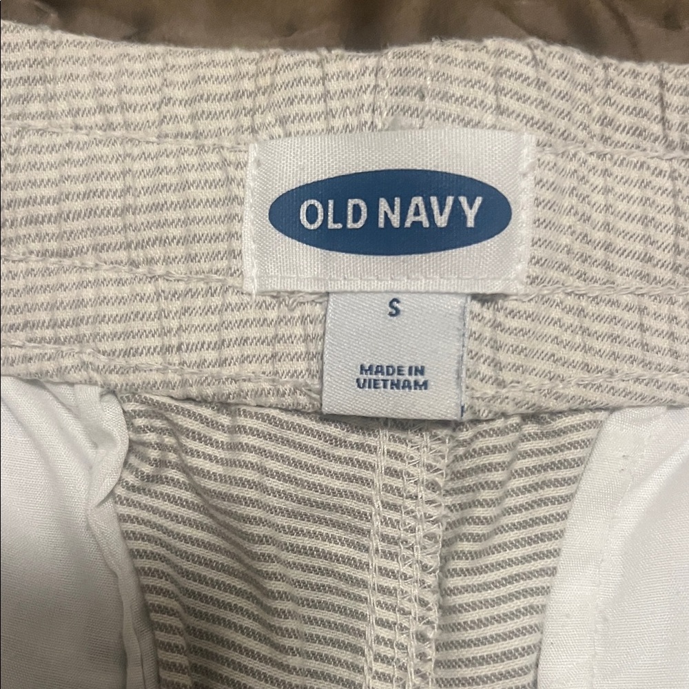 Striped Shorts with Drawstring - Picture 3 of 4